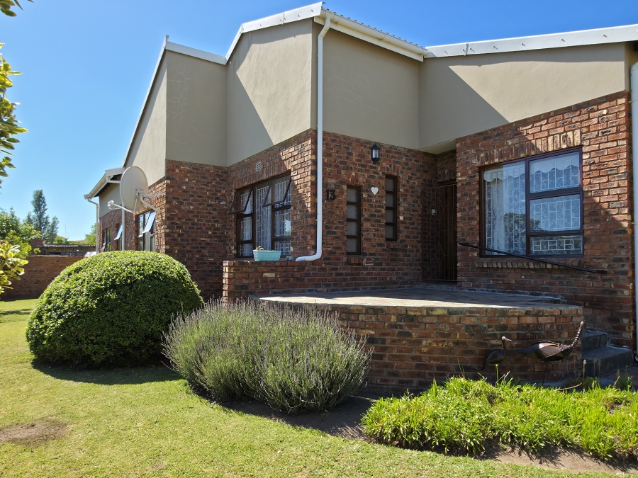 3 Bedroom Property for Sale in Kareedouw Eastern Cape